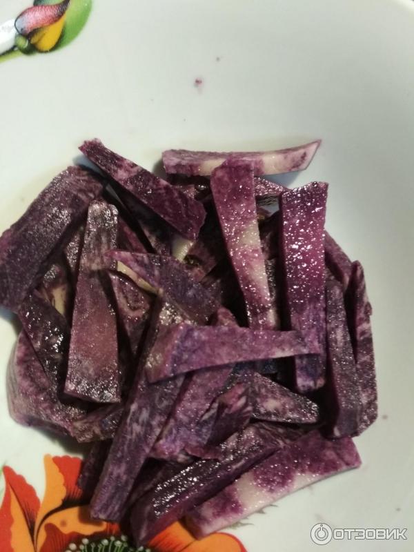 Стружка из фиолетового картофеля